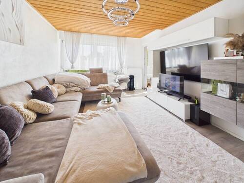Wohnzimmer - 2 Zimmer Etagenwohnung zur Miete in München