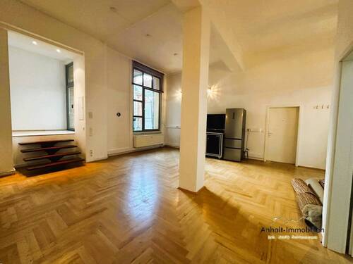Wohnzimmer (4) - Etagenwohnung mit 130,00 m² in Bitterfeld-Wolfen zur Miete