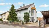 Außenansicht 2 - Vielseitiges Einfamilienhaus mit zwei Wohneinheiten, Garagen und Nebengebäude in ruhiger Lage
