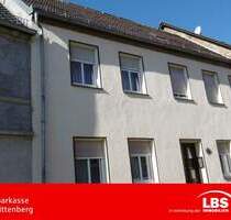 Zeitzeuge mit Charakter - 98.000,00 EUR Kaufpreis, ca.  176,00 m² Wohnfläche in Zahna-Elster (PLZ: 06895)