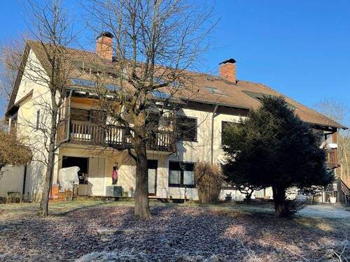 Bild 3 - 4 Zimmer Etagenwohnung in Aystetten