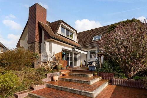 Terrasse - Einfamilienhaus mit 217,00 m&sup2; in Hamburg zum Kaufen