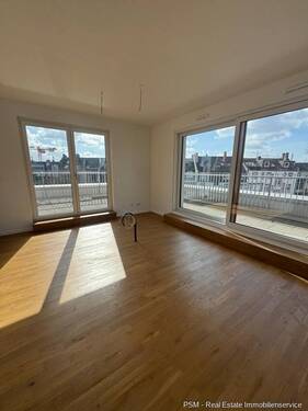 fb83a042-a6cd-4bcf-9533-4f16c81d4c72 - 