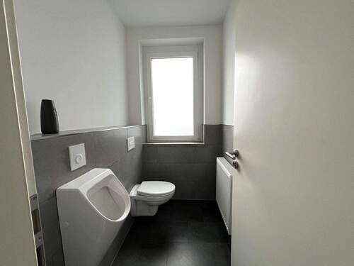 Sanitäreinrichtungen Büro - 