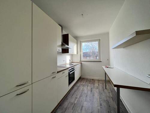 Kueche (1) - 2 Zimmer Etagenwohnung in Duisburg