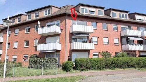 Aussenansicht Balkonseite - Sonnige 3-Raum Eigentumswohnung - Wohnen und Wohlfühlen am Stadtrand von Neustadt-Glewe