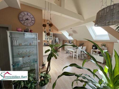 Wohn-Esszimmer DG - GRENZE L-WORMELDANGE: 3 WOHNUNGEN MIT GARAGEN UND GARTEN