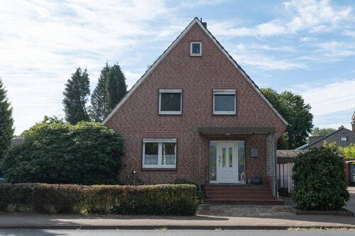 Vorderansicht - 4 Zimmer Einfamilienhaus zum Kaufen in Bremervörde