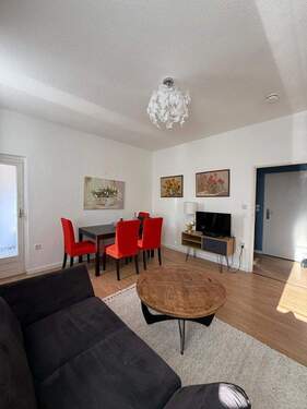 Wohnen - 2 Zimmer Etagenwohnung in Berlin