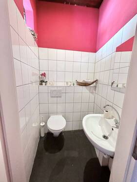 Toilette im 1.OG - 