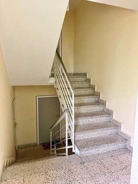Treppenhaus.jpeg - 