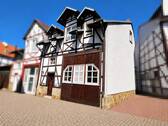 Seitenansicht - 3 Zimmer Mehrfamilienhaus, Wohnhaus zum Kaufen in Melsungen