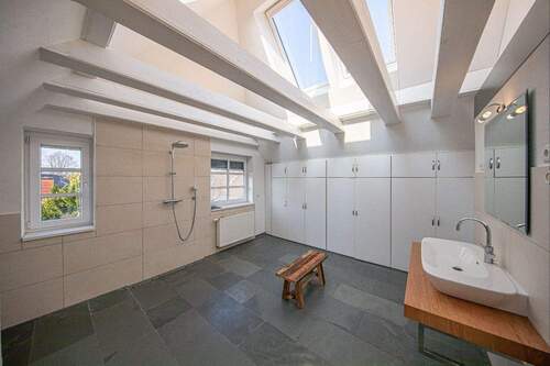 Dachgeschoss - Vollbad - 