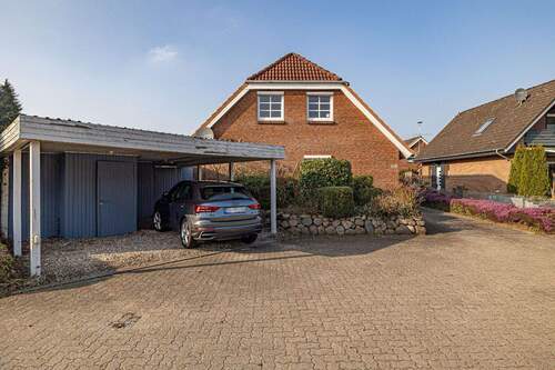 Außen - Doppelcarport und Zuwegung - 4 Zimmer Einfamilienhaus zum Kaufen in Schacht-Audorf