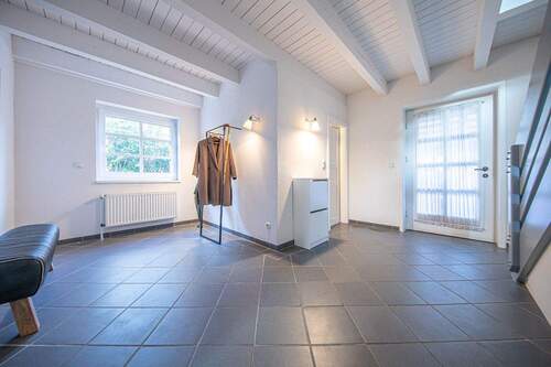 Erdgeschoss - Diele / Eingangsbereich - Einfamilienhaus mit 182,00 m&sup2; in Schacht-Audorf zum Kaufen