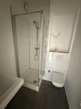 Badezimmer - Etagenwohnung mit 62,80 m&sup2; in Düsseldorf zur Miete