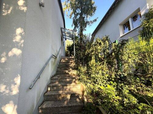 Treppe oberer Eingang - 