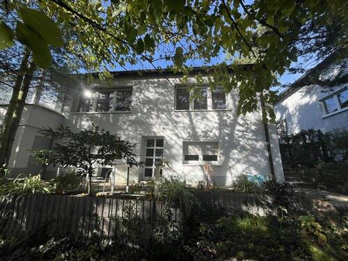 Ansicht - Älteres Wohnhaus in bester Lage, auf großem Grundstück