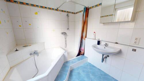 Wohnung OG Bad - 