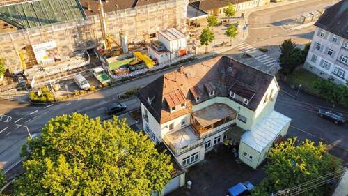 Luftansicht Hinterhof - 4 Zimmer Etagenwohnung zum Kaufen in Aulendorf