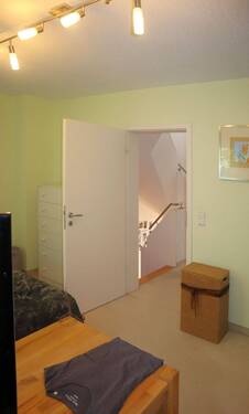 Kinderzimmer - Zugang zum Flur - 