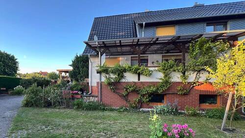BILD2 - 6 Zimmer Doppelhaushälfte zum Kaufen in Neustadt-Glewe