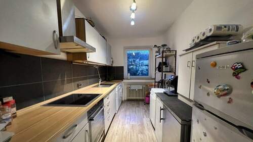 Küche mit EBK - Etagenwohnung mit 76,00 m² in Mönchengladbach zum Kaufen