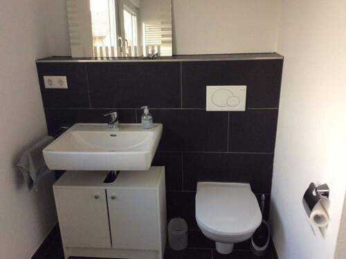 Bad_1 - Etagenwohnung mit 62,00 m&sup2; in Stuttgart zum Kaufen