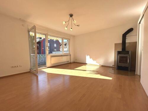 Wohn-/Esszimmer - 