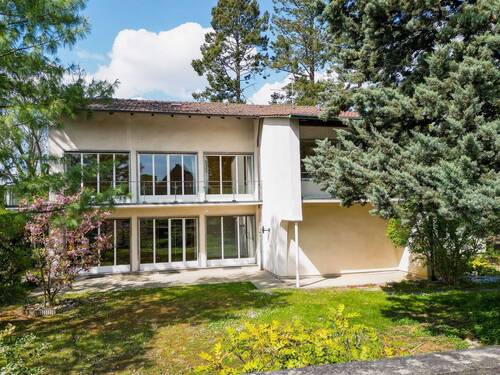 Südansicht mit Garten - 6 Zimmer Einfamilienhaus in Würzburg