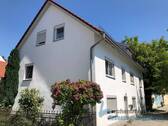 Aussenansicht - IMMOBILIEN LERCHENBERGER: Großzügig geschnittene 2,5 Zimmer Wohnung im Zentrum von Plattling