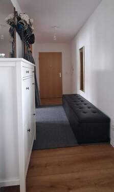 Flur - Etagenwohnung mit 74,00 m² in Leimen zum Kaufen