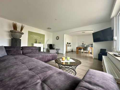 Wohnzimmer - Apartment mit zwei Balkonen und modernster Ausstattung - Ihr neues Zuhause ab Januar 2026