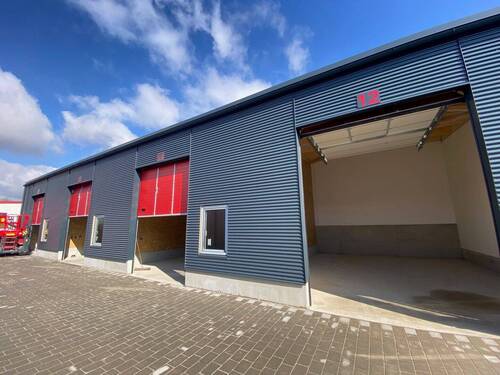 Hallen Ansicht - Halle - Großgarage - Gewerbehalle - Lager - Boot - Oldtimer - Werkstatt - Platz für Ihre Ideen