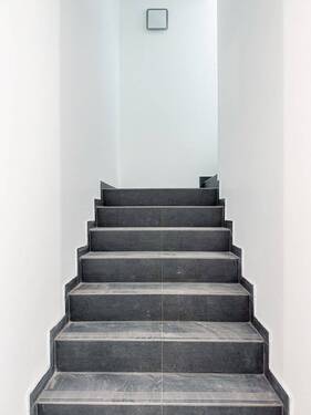 Treppenhaus - 2 Zimmer Etagenwohnung in Uetze