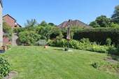 Unterer Garten vor der Terrasse - 
