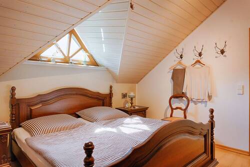 Schlafzimmer I OG - 