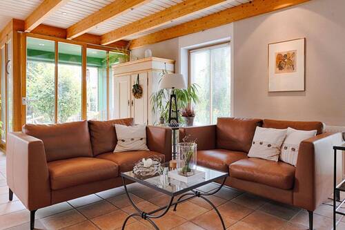 Wohnzimmer mit Zugang... - 