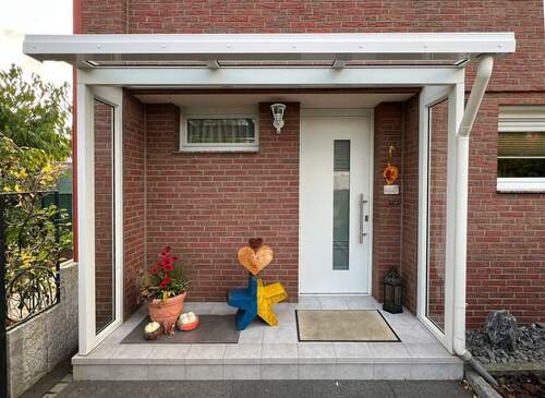 Hauseingang - 5 Zimmer Reihenendhaus zum Kaufen in Leverkusen