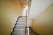 Treppenhaus - Etagenwohnung mit 98,30 m&sup2; in Bad Bergzabern zum Kaufen