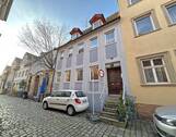 Außenansicht - Charmantes Dreiparteienhaus - 539.000,00&nbsp;EUR Kaufpreis, ca.&nbsp; 174,00&nbsp;m&sup2;&nbsp;Wohnfl&auml;che