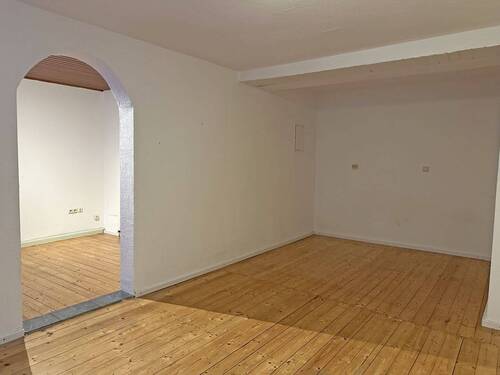 Zimmer I EG - 6 Zimmer Mehrfamilienhaus, Wohnhaus in Bamberg