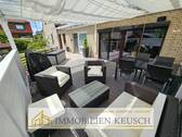 Terrasse mit Grill - Mehrfamilienhaus, Wohnhaus mit 308,00 m&sup2; in Achim zum Kaufen