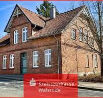 Großes Wohnhaus mit viel Entwicklungspotenzial in zentraler Lage von Walsrode