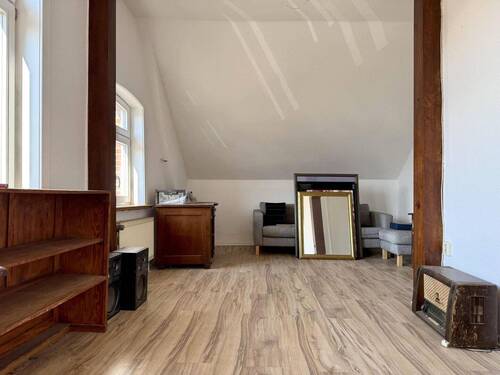 Zimmer im Dachgeschoss - 