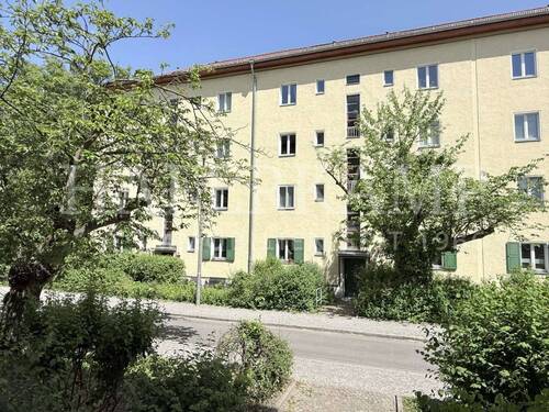 Gebäudeansicht - Licht, Ruhe, Charakter - 2 Zimmer im 2 Obergeschoss in Prenzlauer Berg