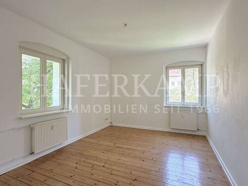 Wohnzimmer - 2 Zimmer Etagenwohnung zum Kaufen in Berlin