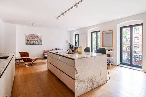 Wohn- und Essbereich - Etagenwohnung mit 139,00 m² in Berlin zum Kaufen