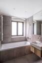 Bad en Suite mit Dusche und Wanne - 