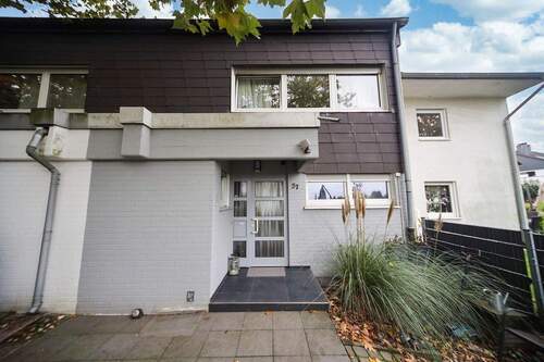 Außenansicht vorne - 6 Zimmer Reihenmittelhaus zum Kaufen in Dortmund